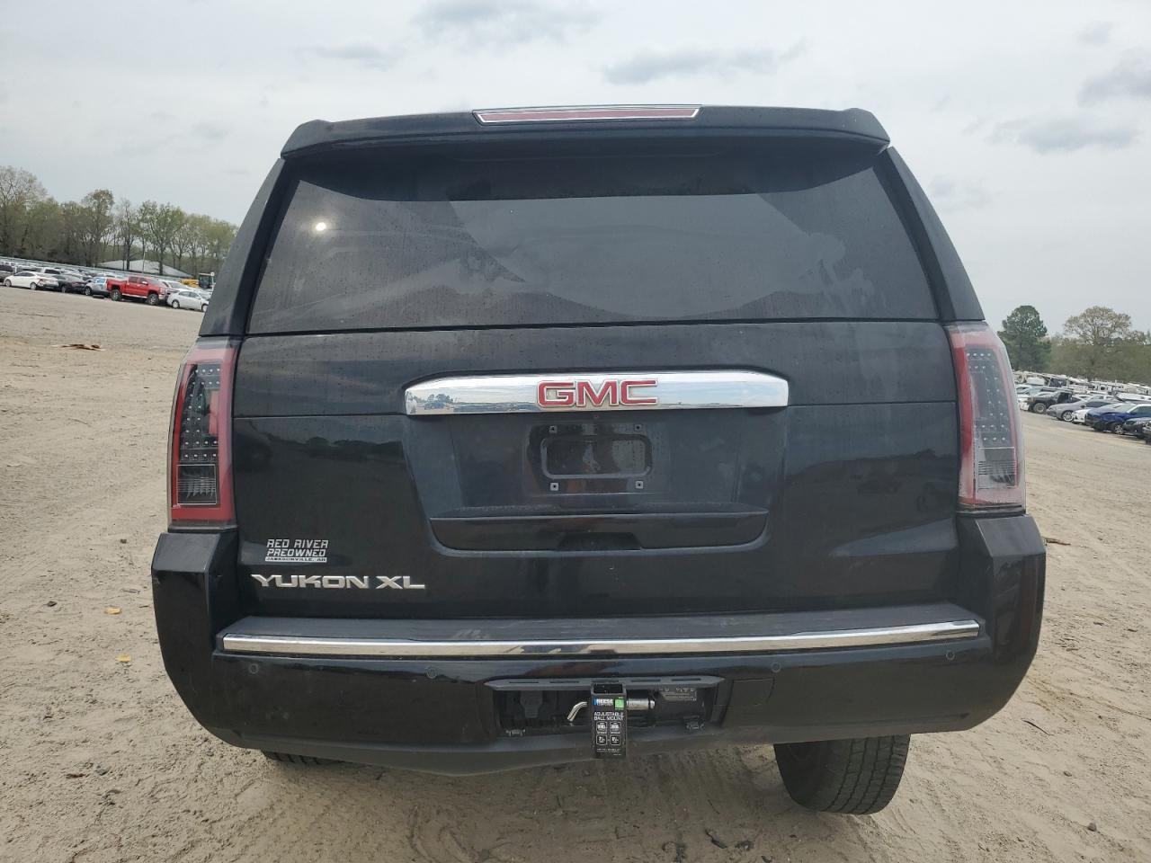 2016 GMC YUKON XL D - Фото 6