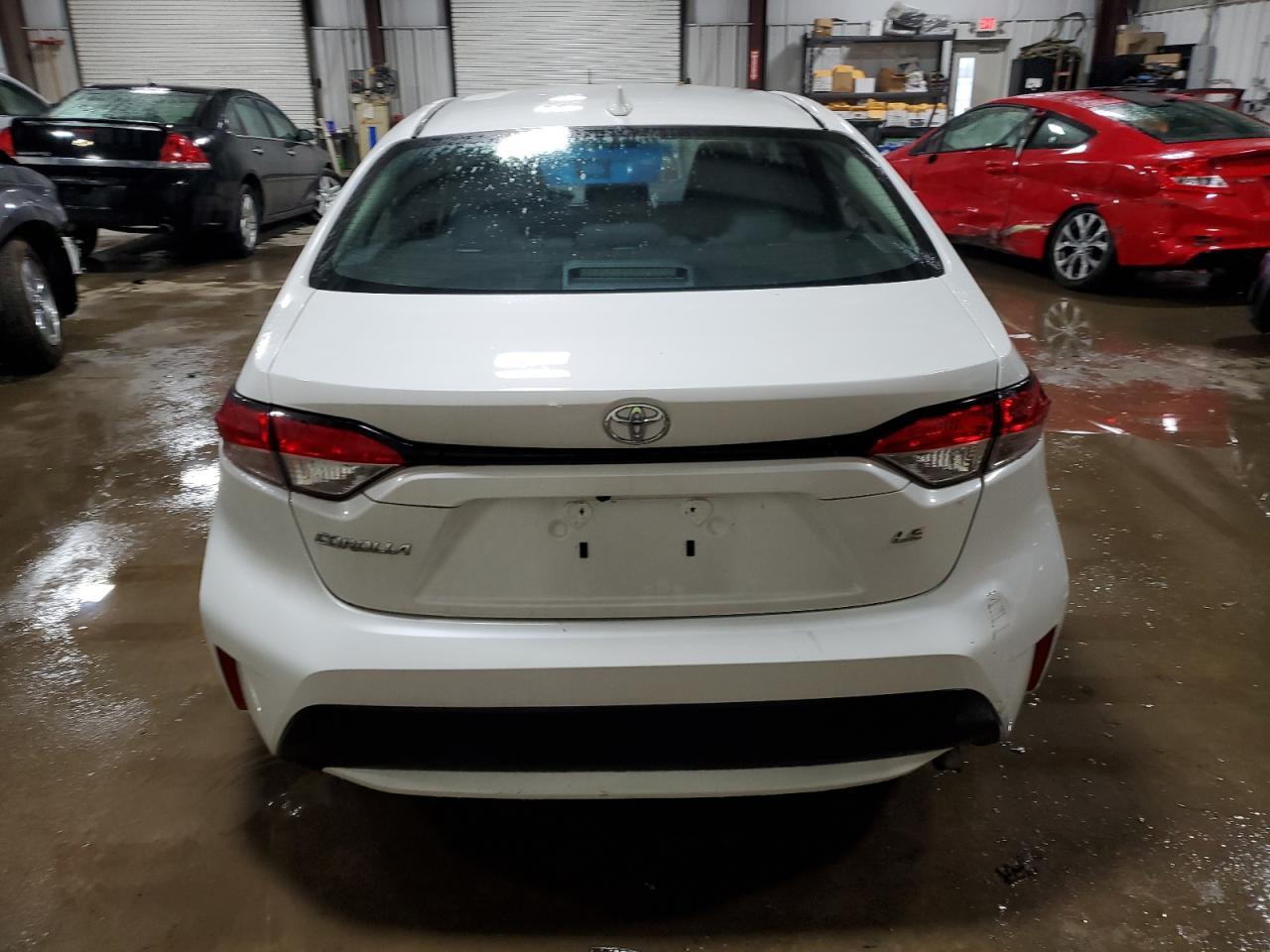 2020 TOYOTA COROLLA LE - Фото 6