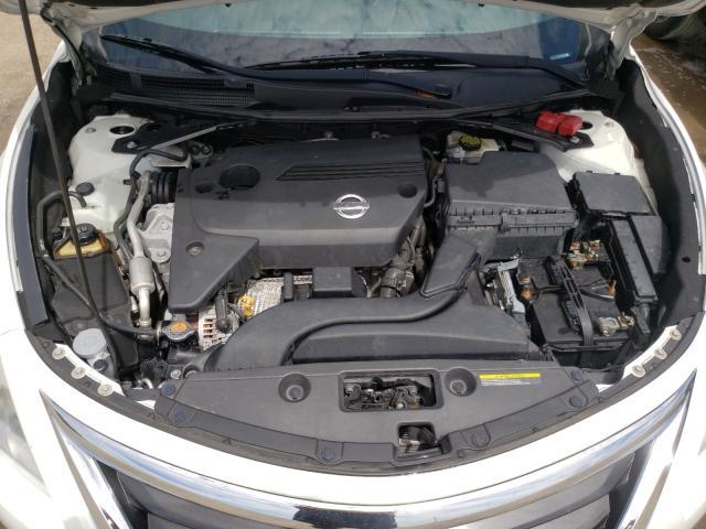 2015 Nissan Altima 2.5 - Фото 7