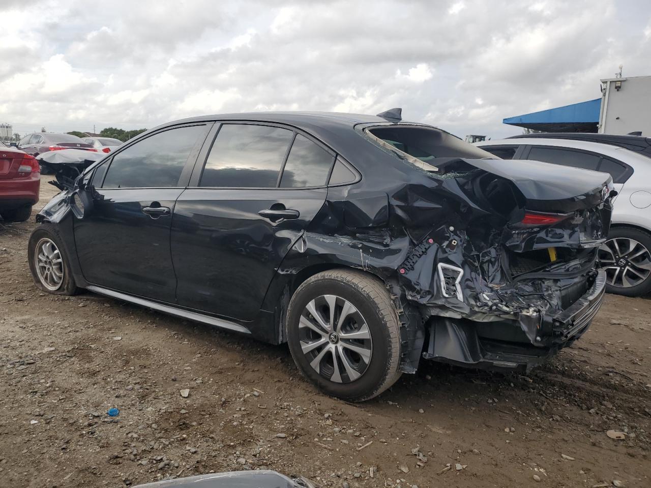 2022 TOYOTA COROLLA LE - Image 2