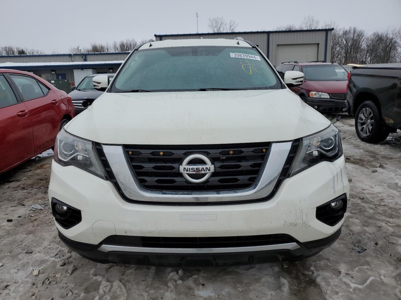2018 NISSAN PATHFINDER - Фото 5