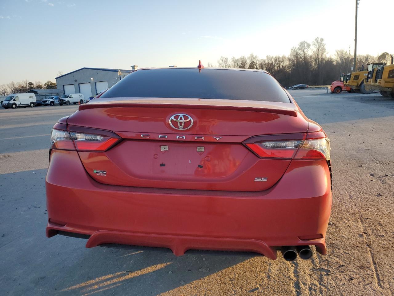 2021 TOYOTA CAMRY SE - Image 6