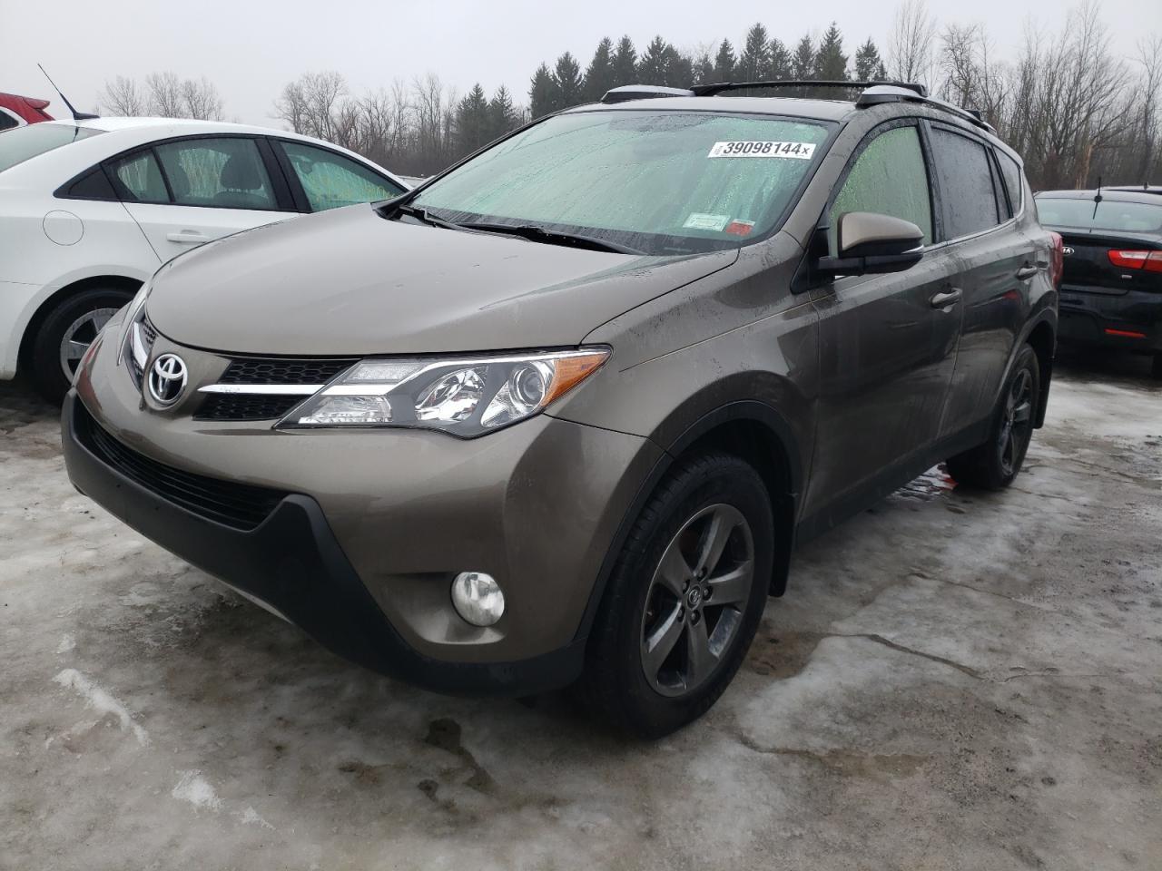2015 TOYOTA RAV4 XLE