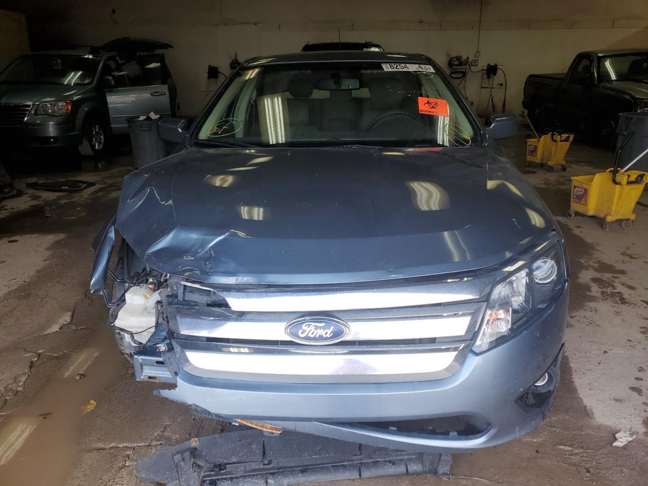 2012 FORD FUSION SE - Image 5
