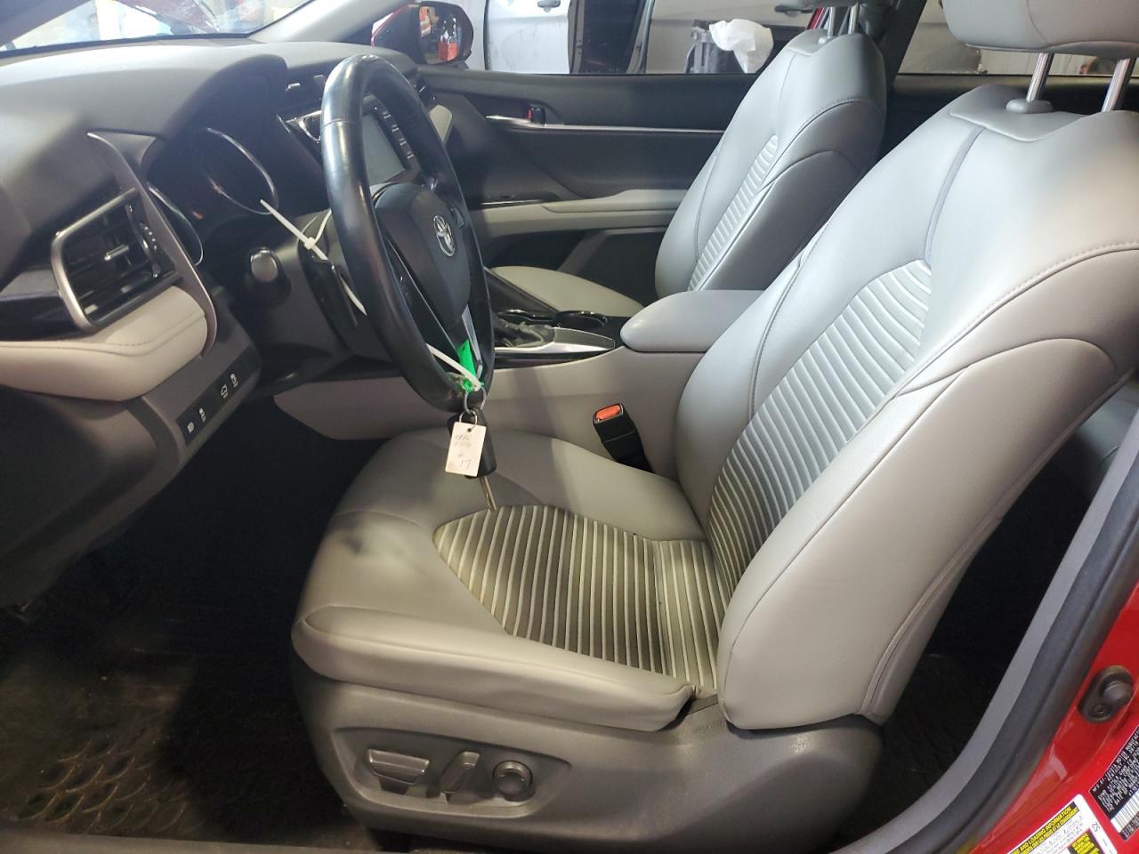 2019 TOYOTA CAMRY L - Image 7