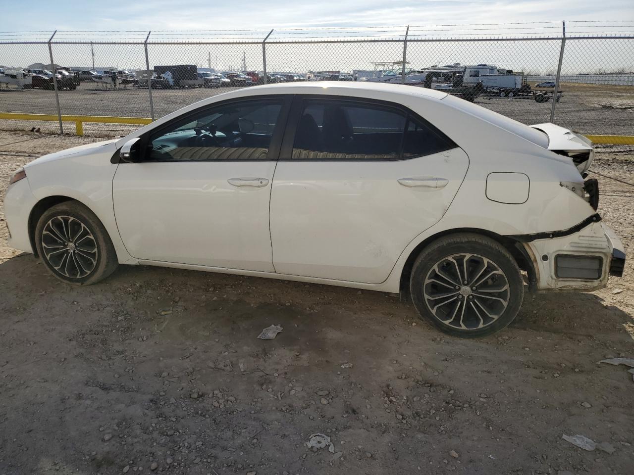 2016 TOYOTA COROLLA L - Фото 2