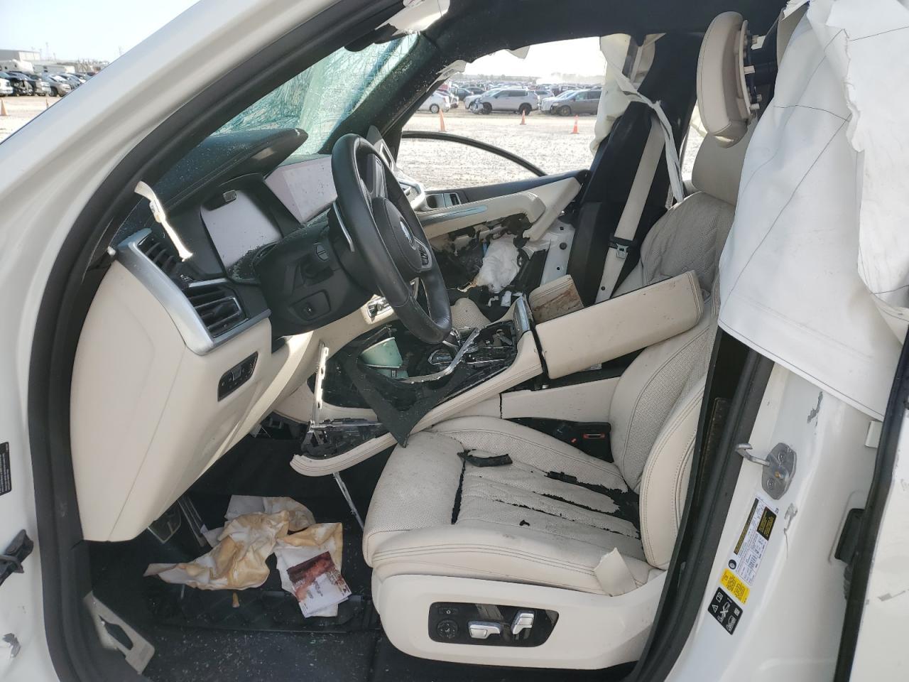 2021 BMW X7 XDRIVE4 - Фото 7