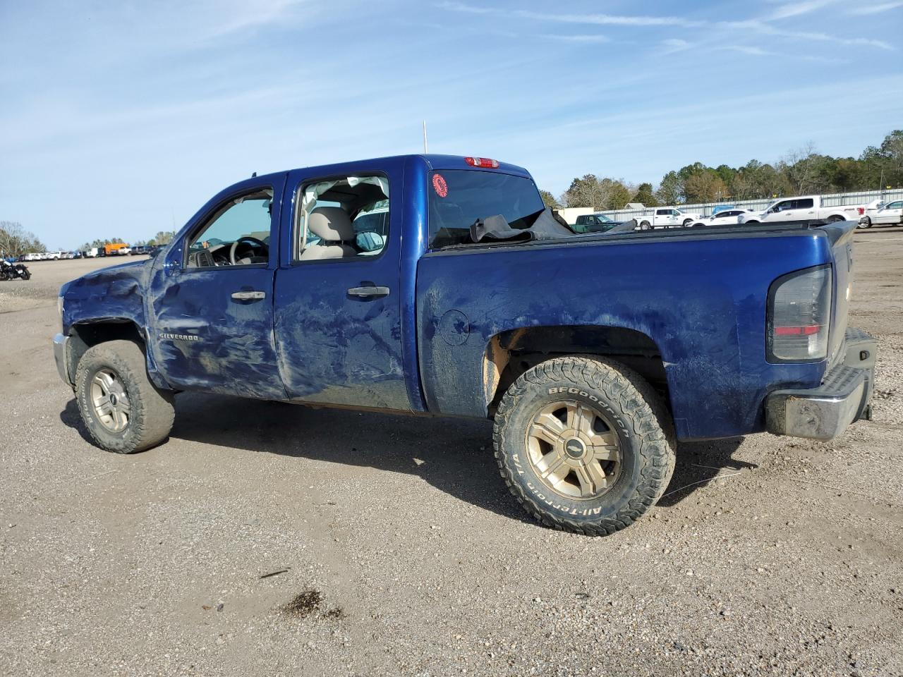 2013 CHEVROLET SILVERADO - Фото 2