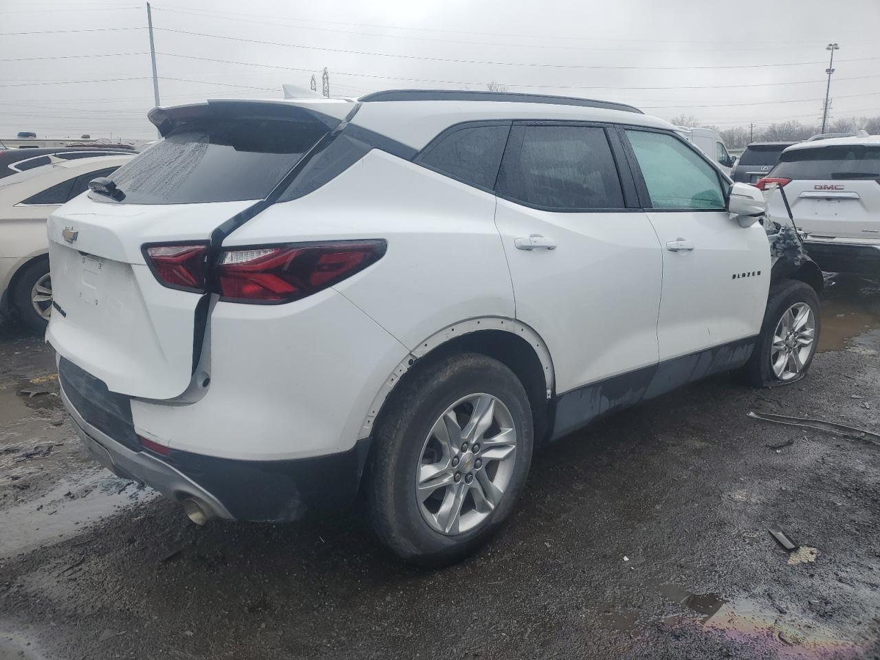 2022 CHEVROLET BLAZER 2LT - Image 3