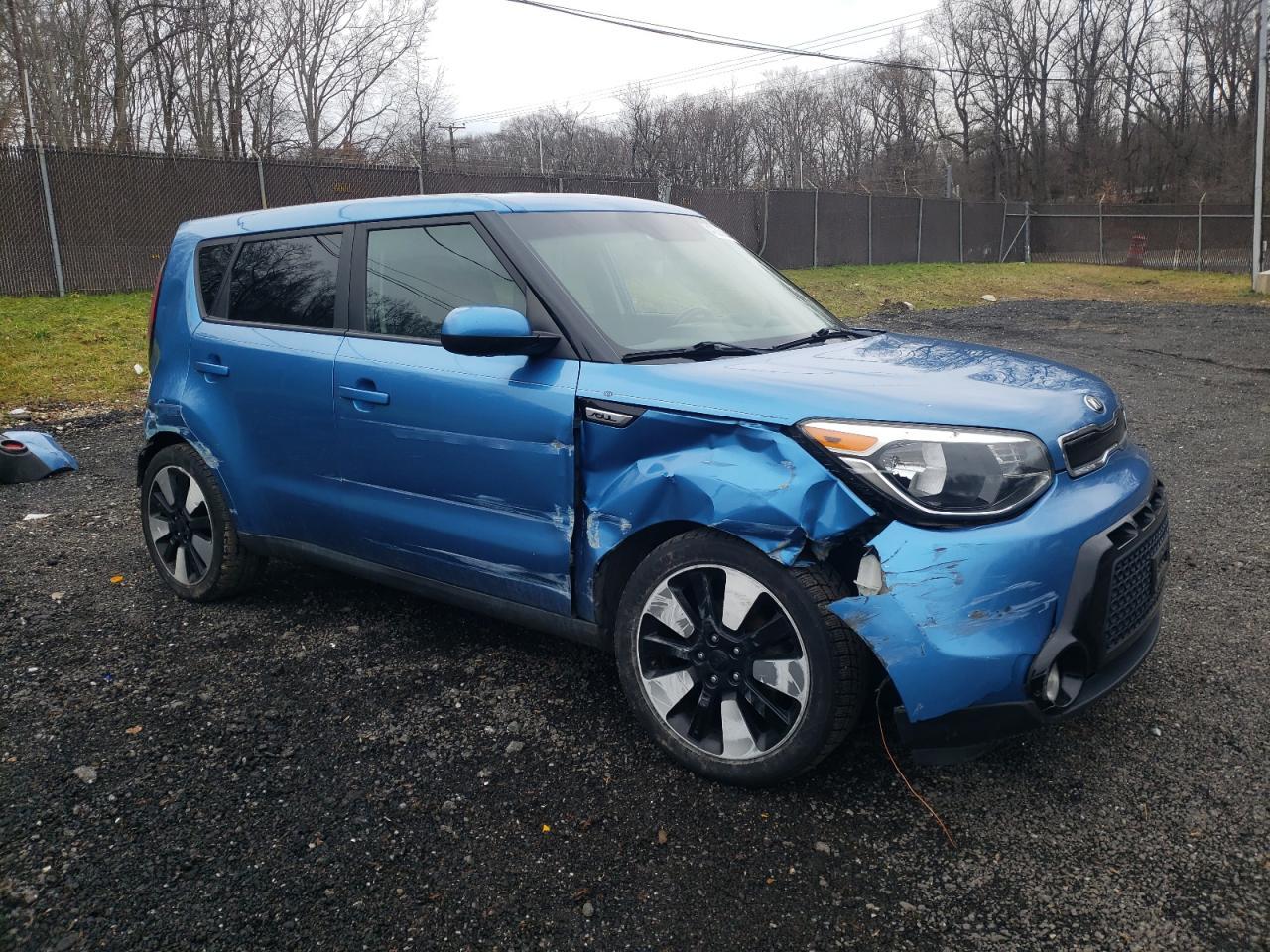 2016 KIA SOUL + - Image 4