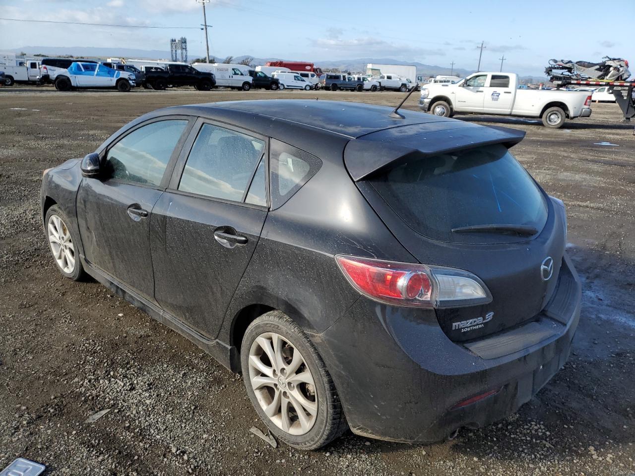 2010 MAZDA 3 S - Фото 2