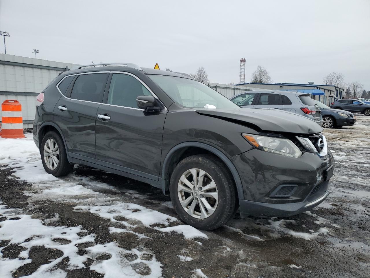 2015 NISSAN ROGUE S - Фото 4
