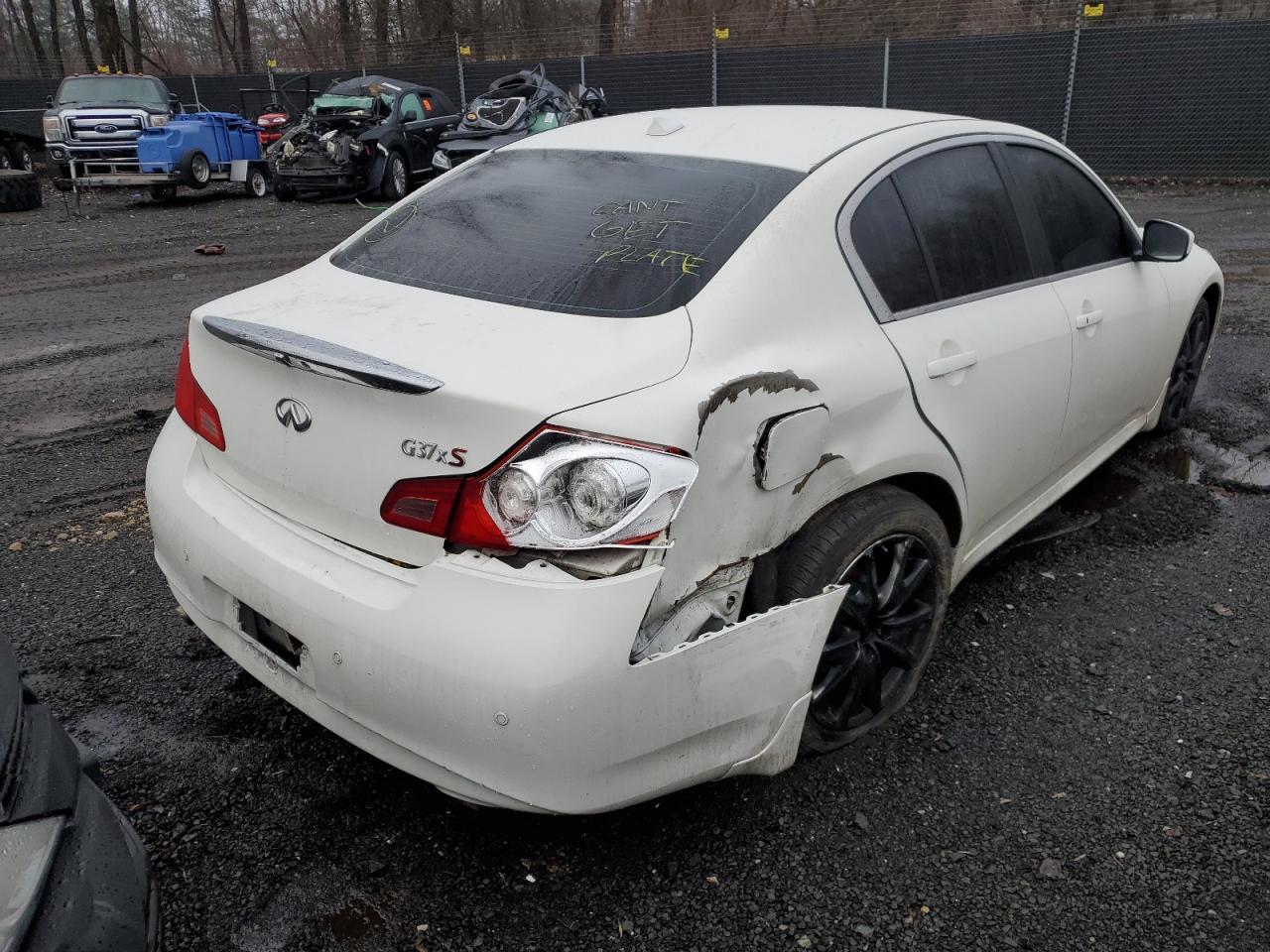 2011 INFINITI G37 - Image 3