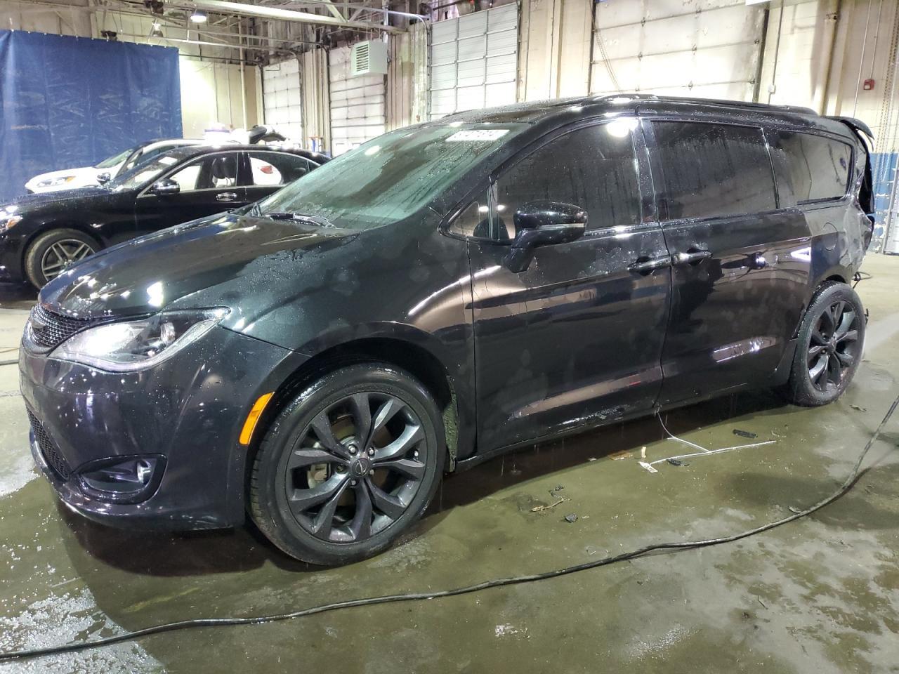 2020 CHRYSLER PACIFICA L