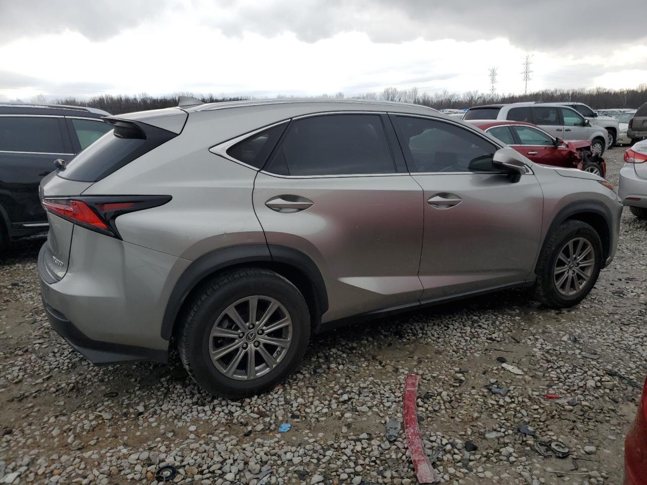 2020 LEXUS NX 300 - Фото 3