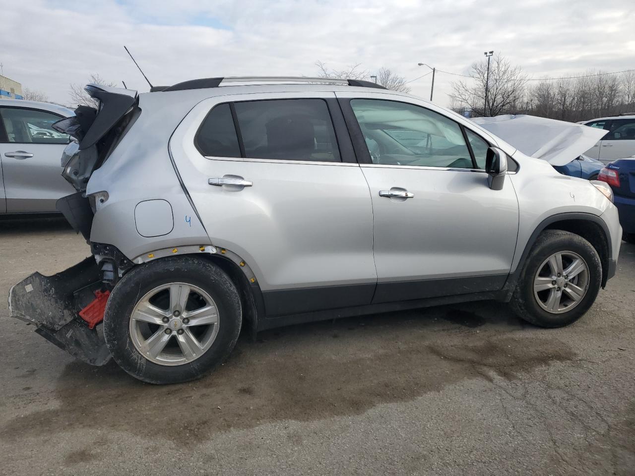 2018 CHEVROLET TRAX 1LT - Image 3