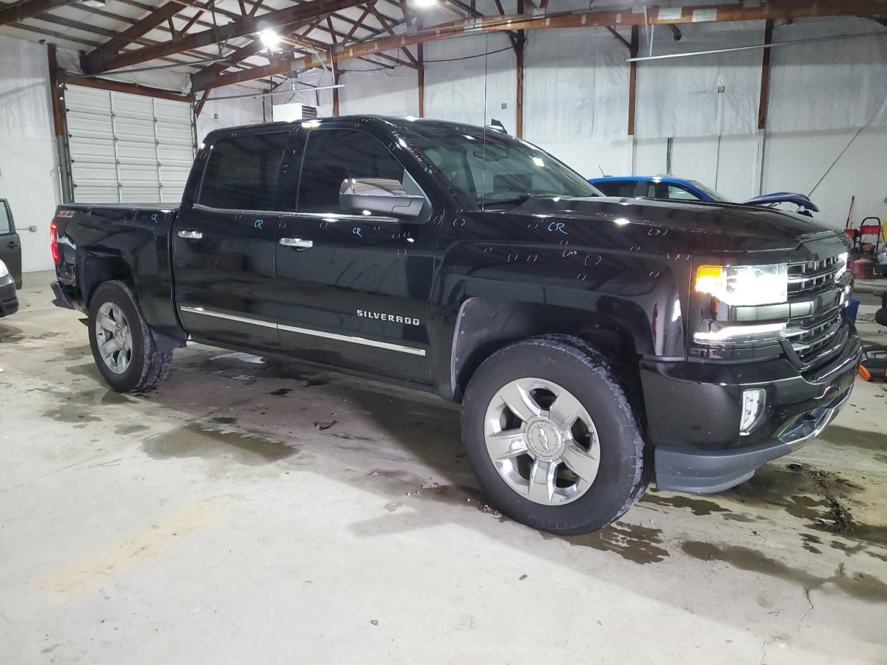 2017 CHEVROLET SILVERADO - Фото 4