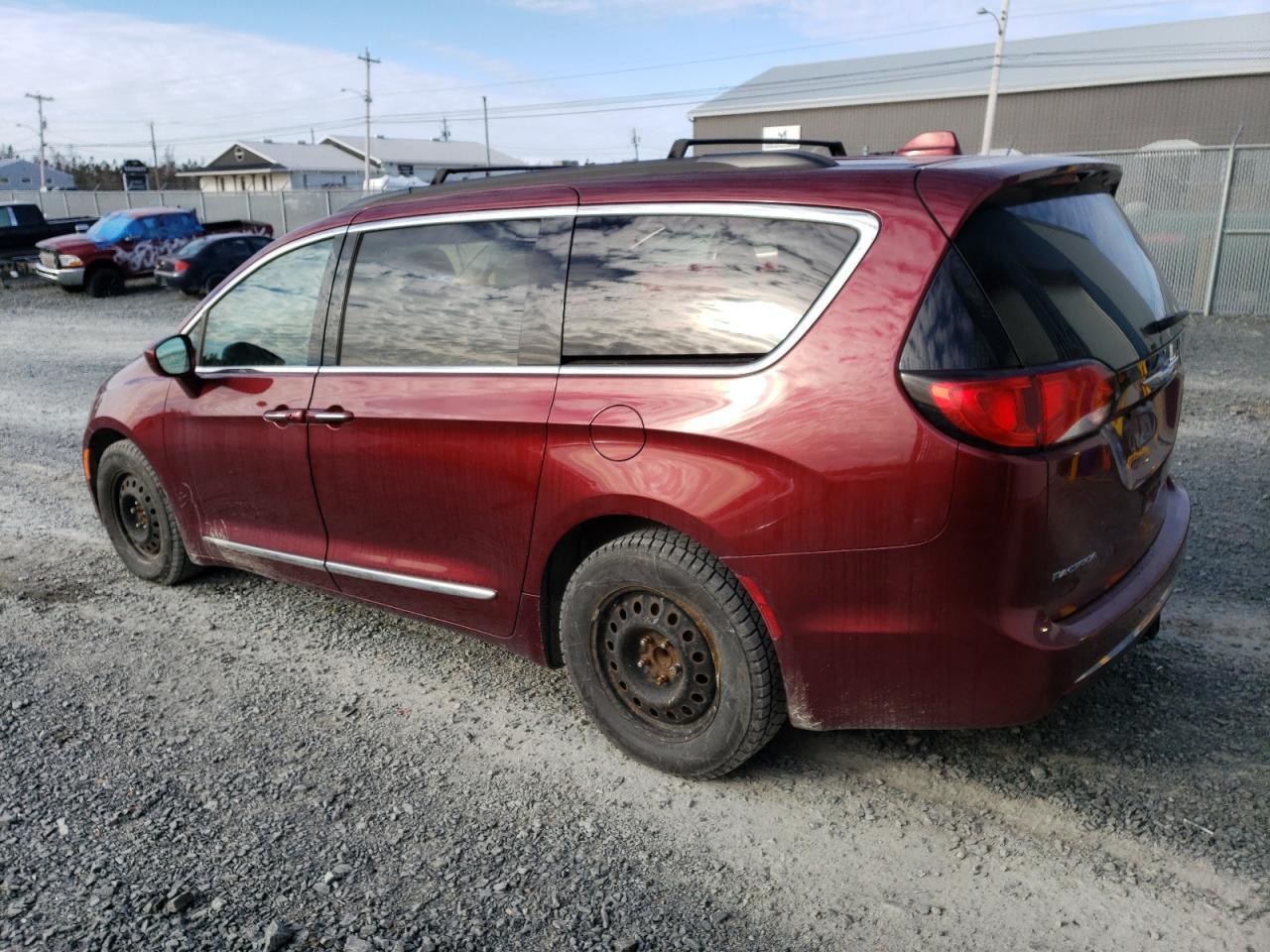2017 CHRYSLER PACIFICA T - Image 2