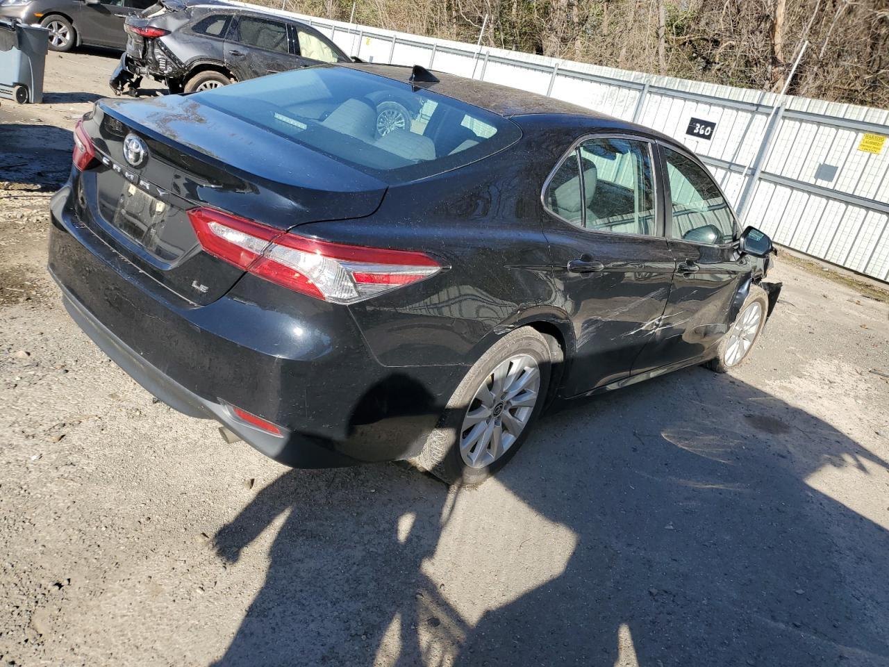 2020 TOYOTA CAMRY LE - Image 3