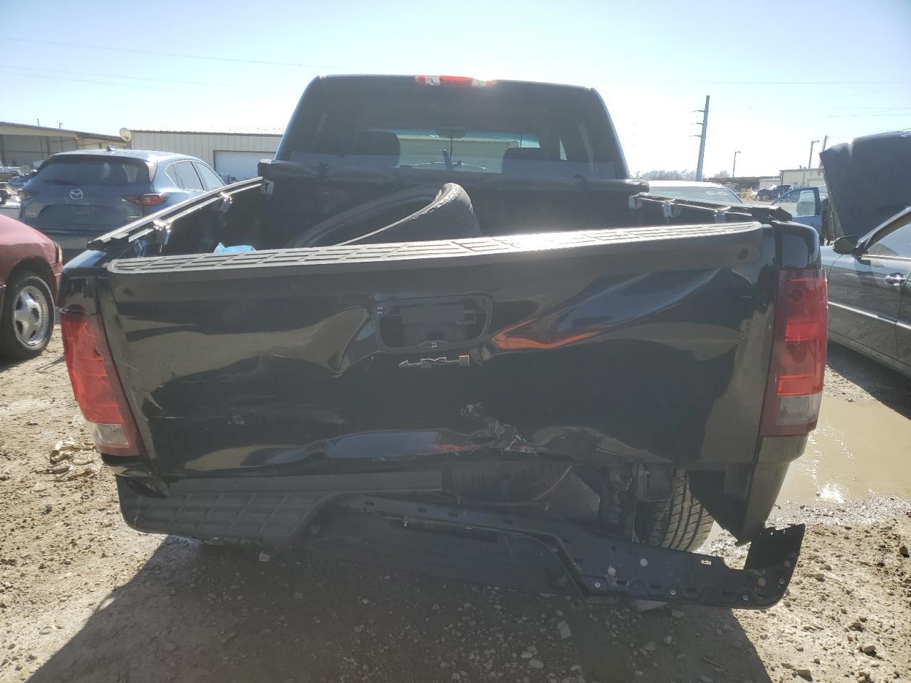 2011 GMC SIERRA K15 - Image 6
