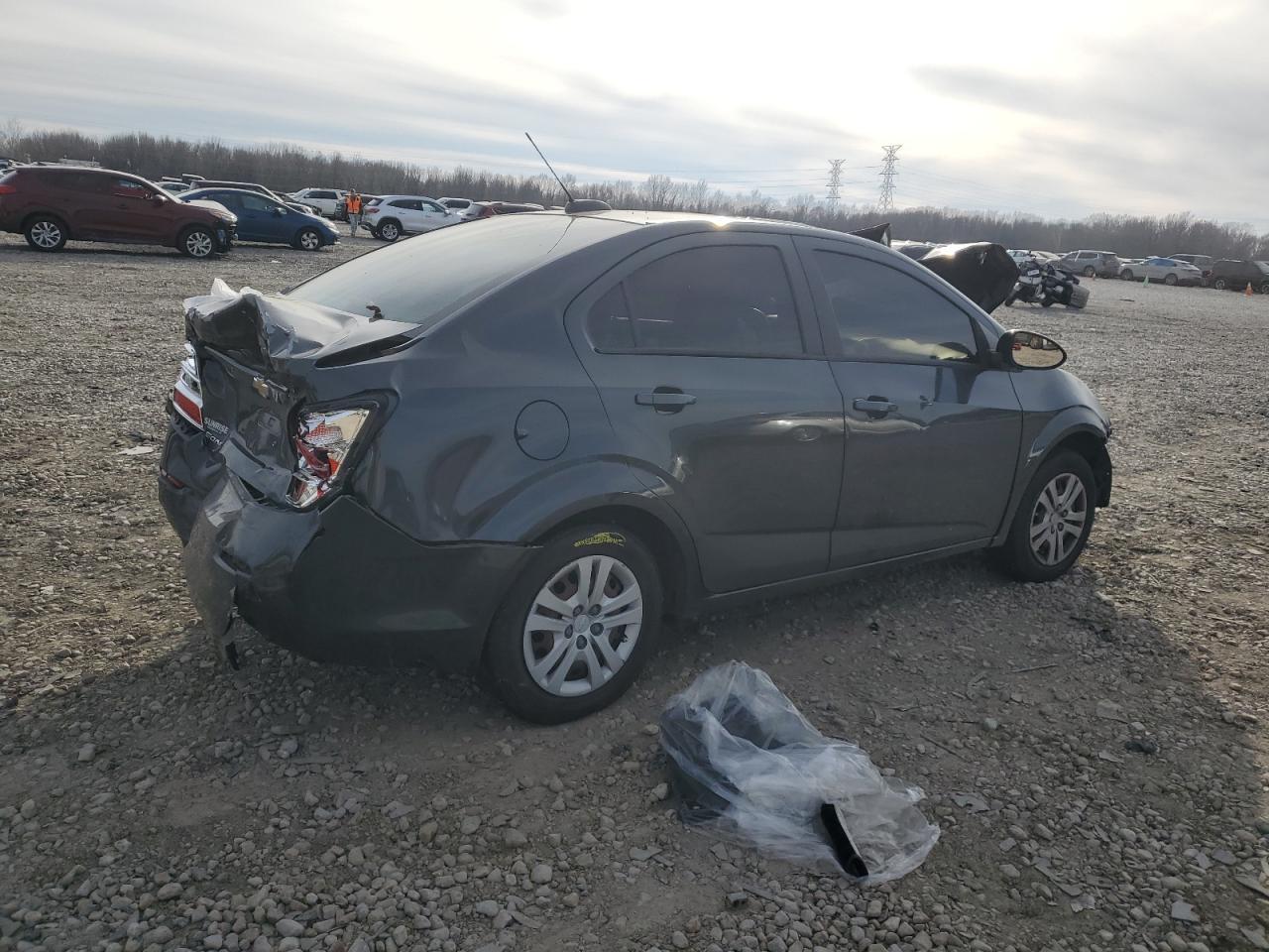 2017 CHEVROLET SONIC LS - Фото 3
