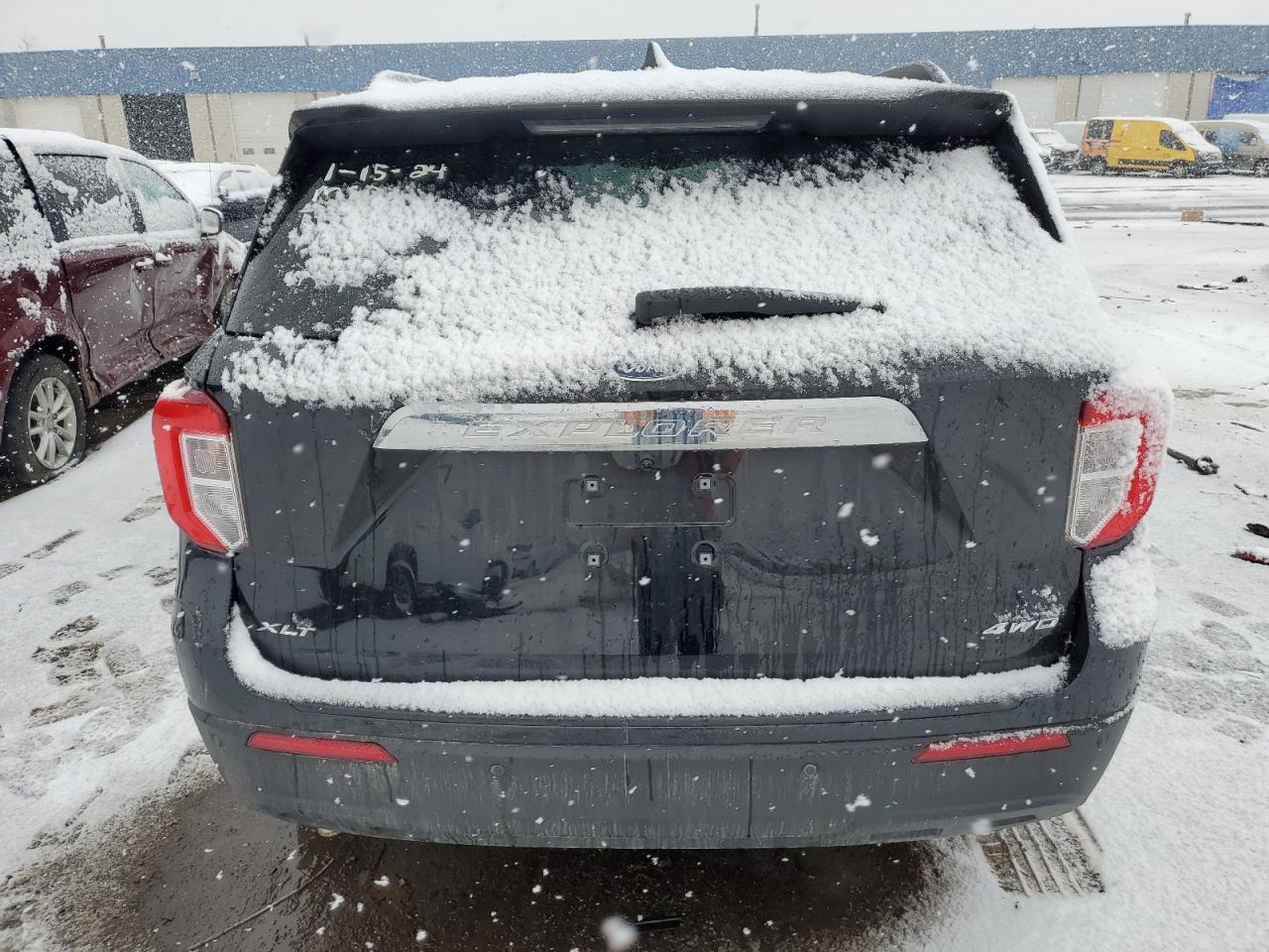 2022 FORD EXPLORER X - Фото 6