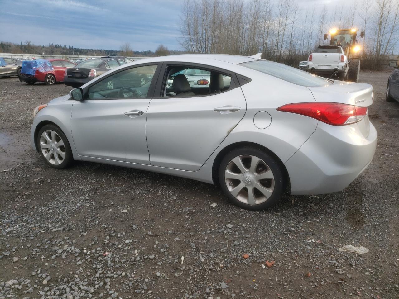 2013 HYUNDAI ELANTRA GL - Image 2
