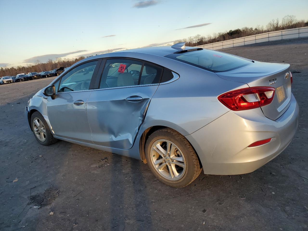2017 CHEVROLET CRUZE LT - Фото 2