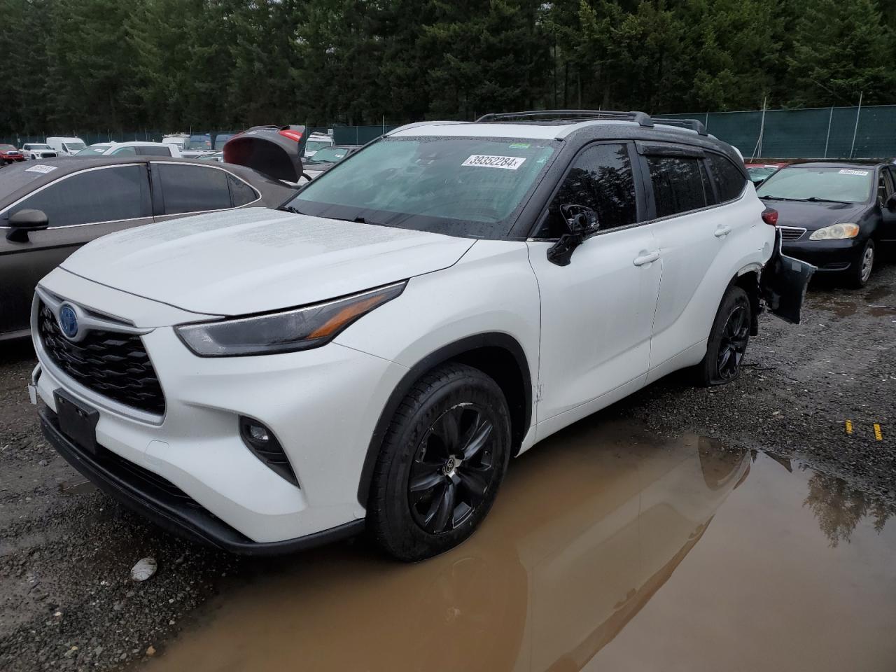 2023 TOYOTA HIGHLANDER car image