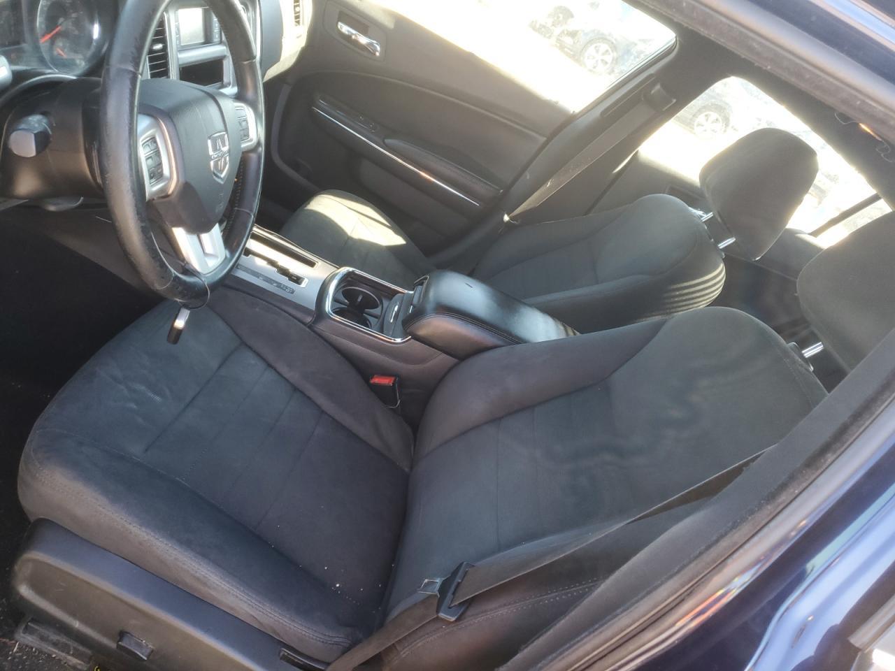 2014 DODGE CHARGER SE - Фото 7