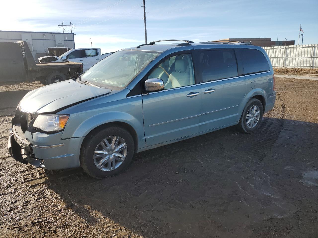 2010 CHRYSLER TOWN & COU car image