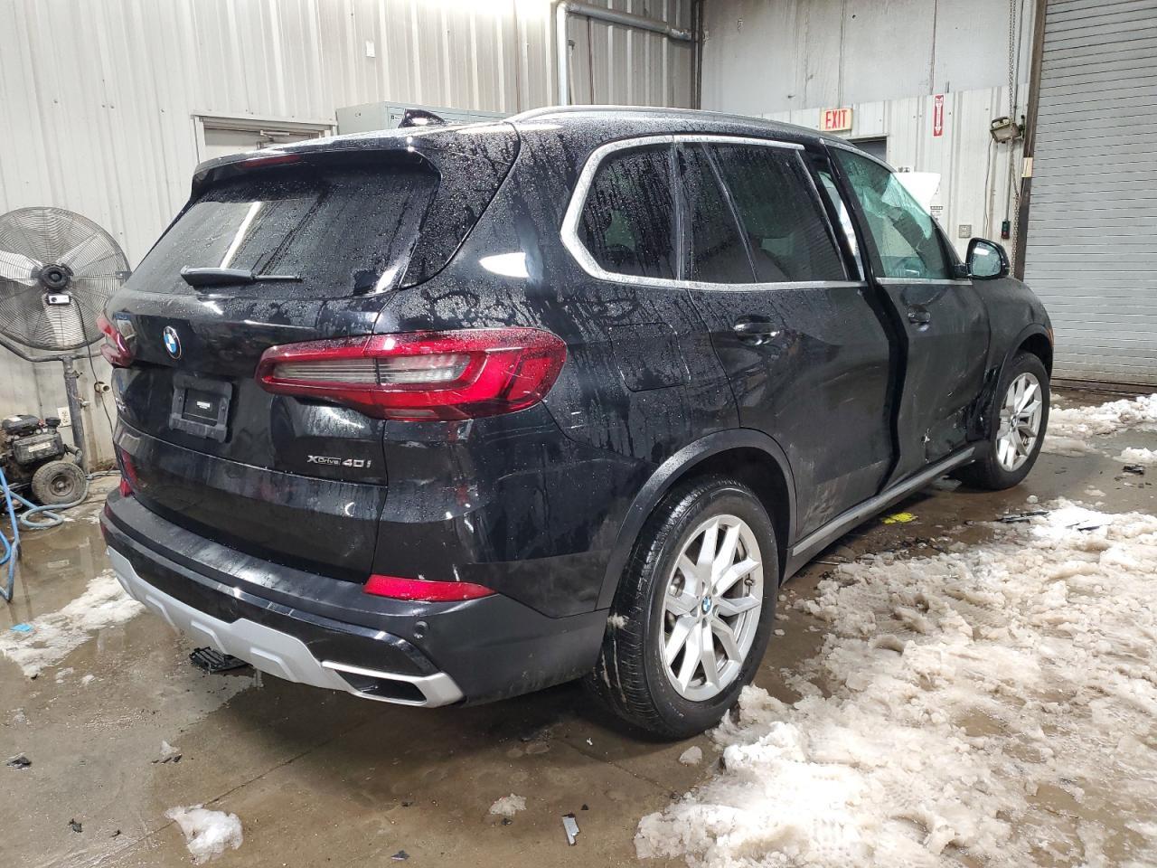 2022 BMW X5 XDRIVE4 - Image 3