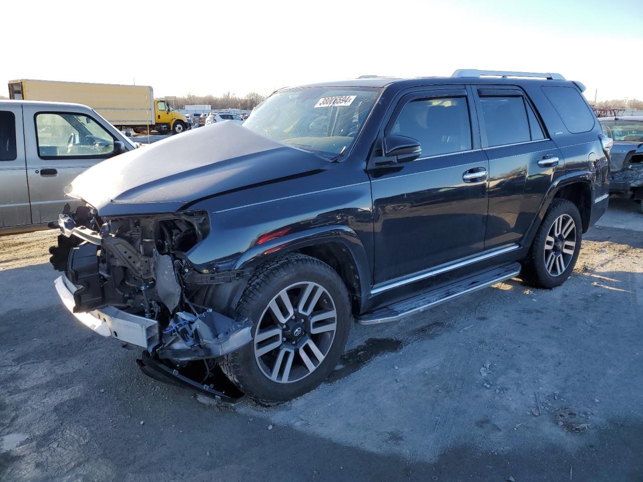 2019 TOYOTA 4RUNNER SR
