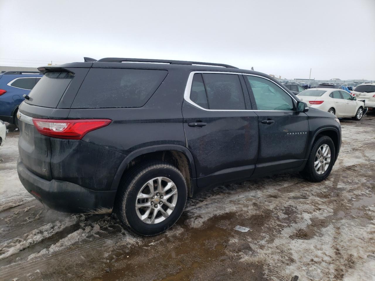 2021 CHEVROLET TRAVERSE L - Фото 3
