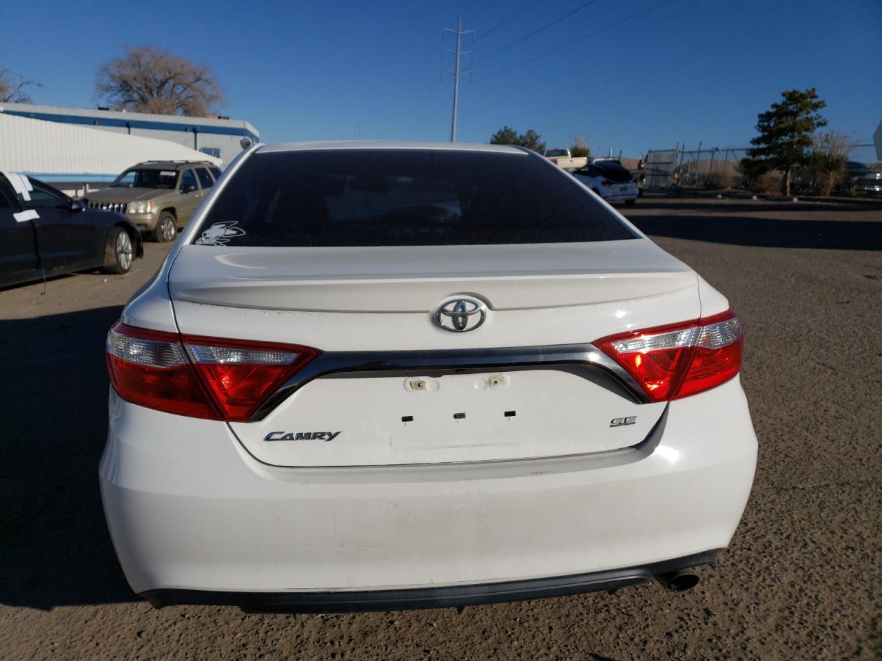 2016 TOYOTA CAMRY LE - Image 6