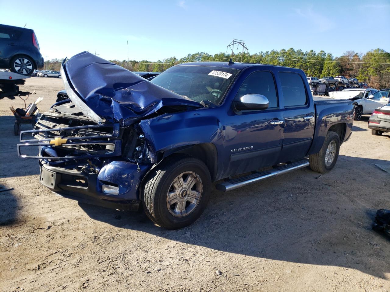 2013 CHEVROLET SILVERADO car image