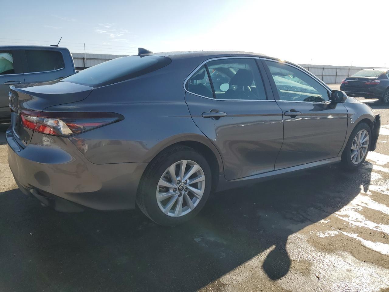 2023 TOYOTA CAMRY LE - Image 3