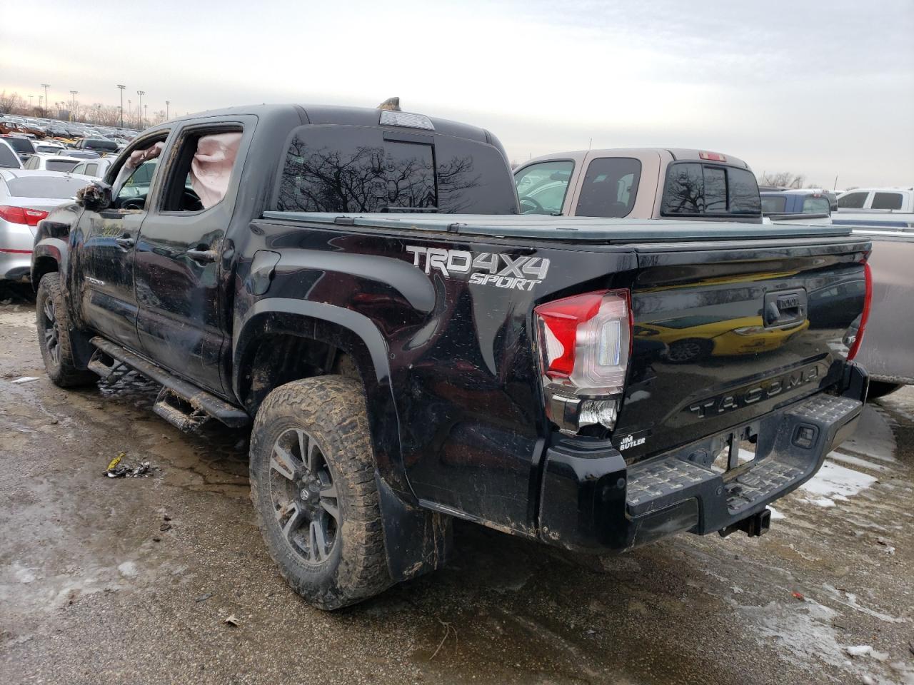 2017 TOYOTA TACOMA DOU - Фото 2
