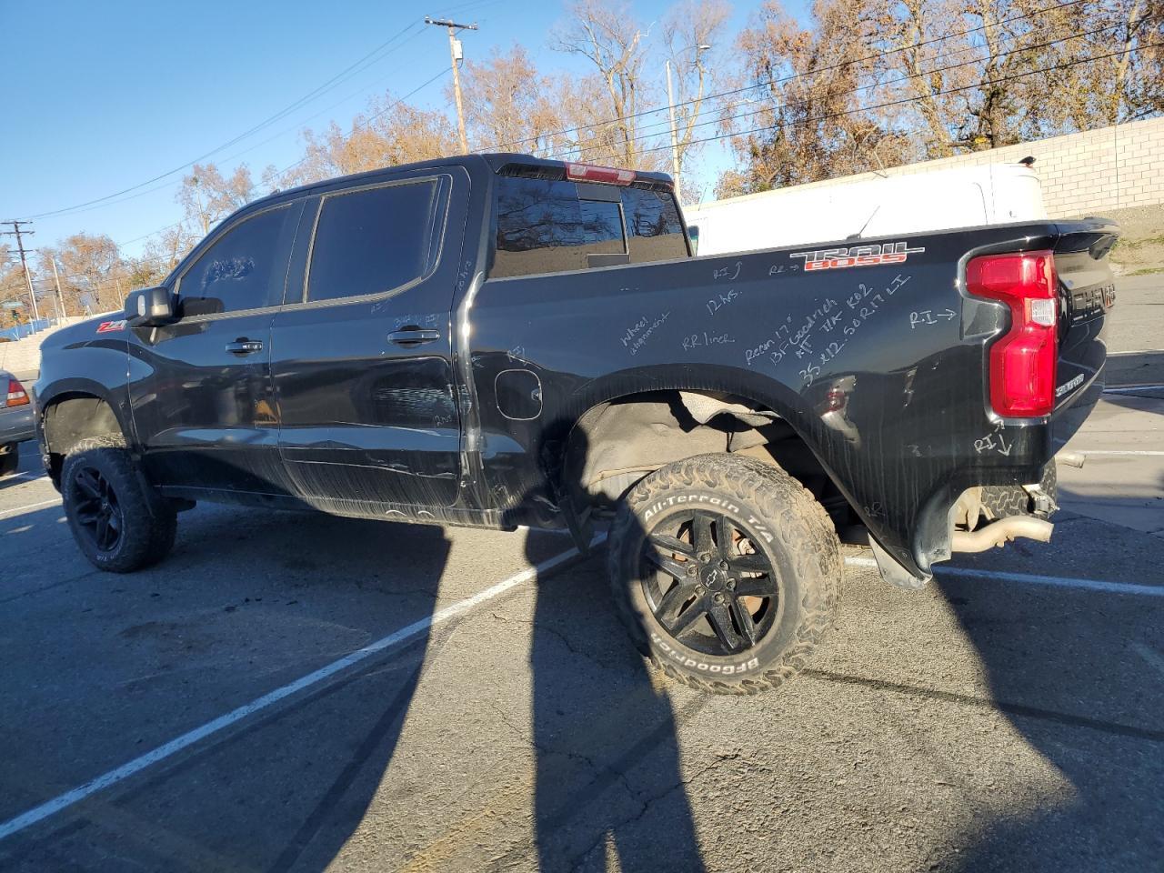 2020 CHEVROLET SILVERADO - Фото 3