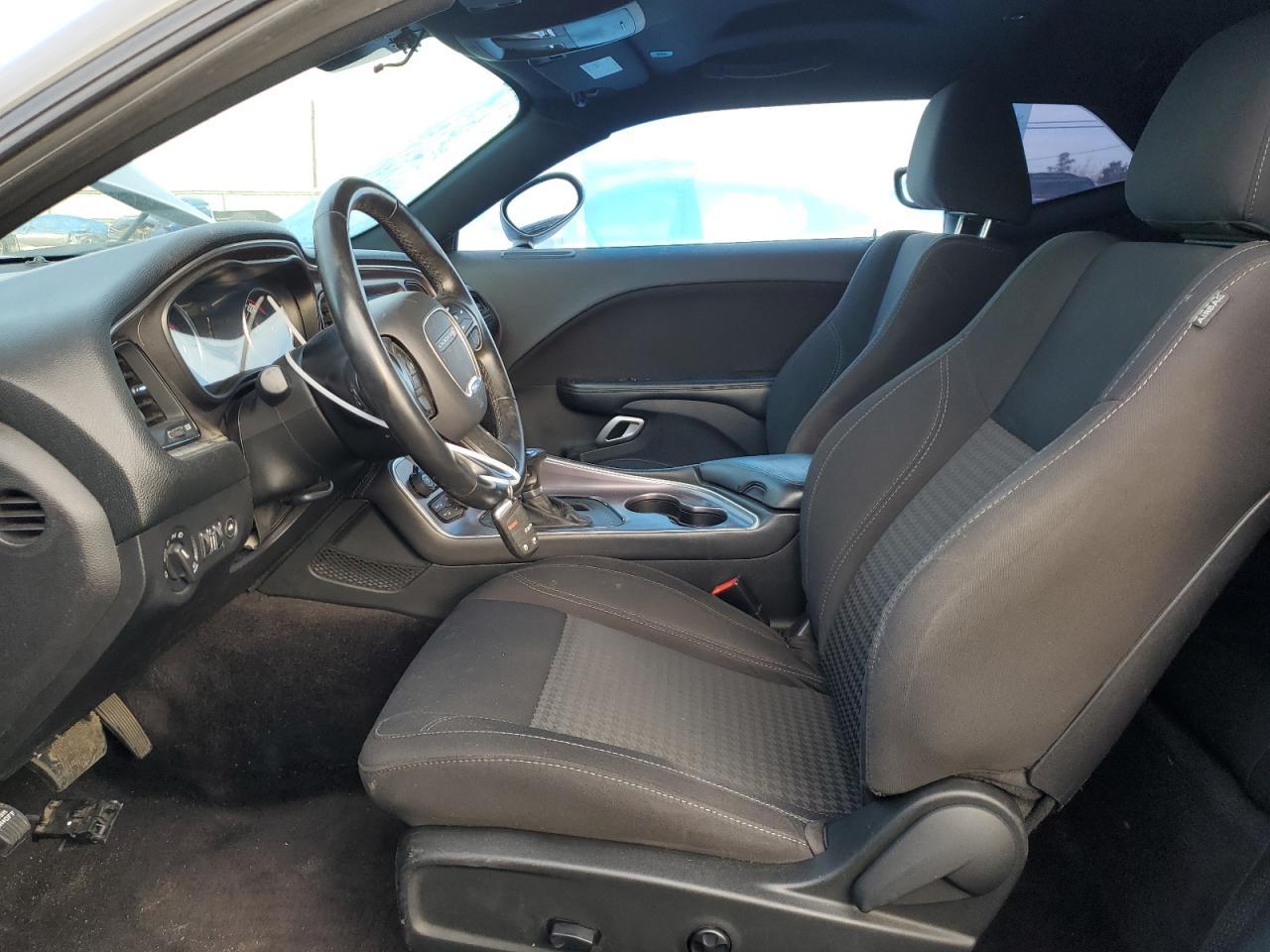 2017 DODGE CHALLENGER - Image 7