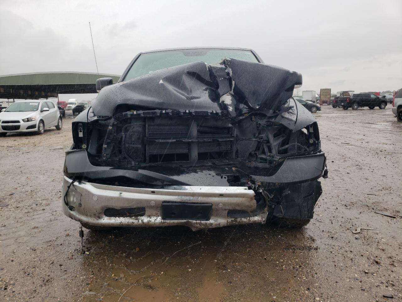2017 RAM 1500 SLT - Фото 5