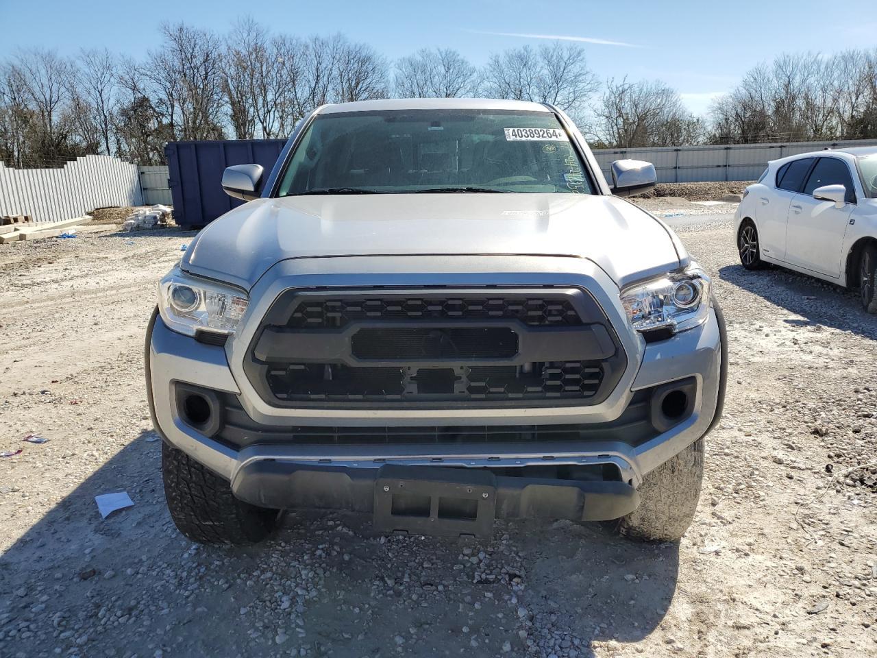 2017 TOYOTA TACOMA DOU - Фото 5