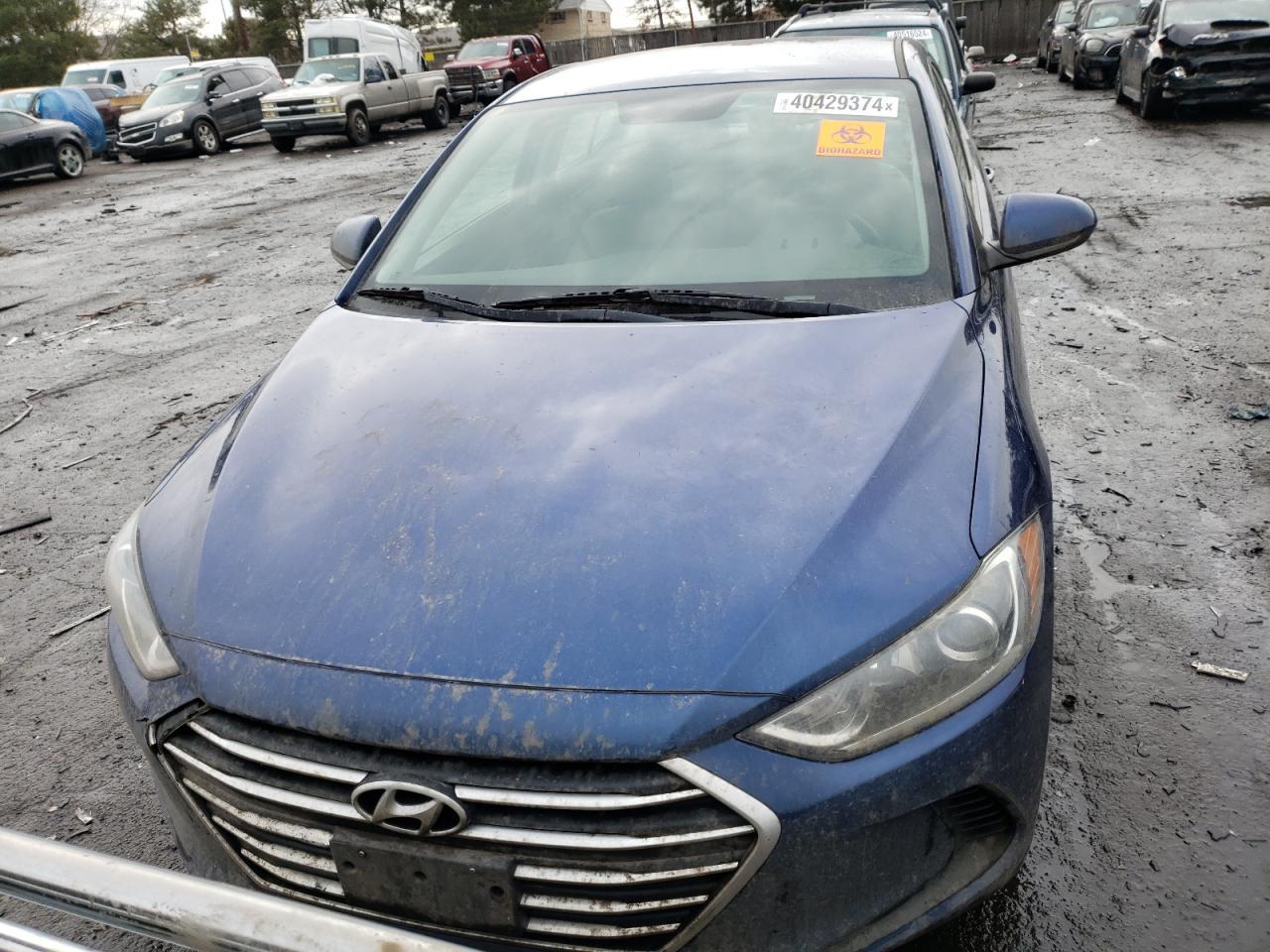 2018 HYUNDAI ELANTRA SE - Фото 5
