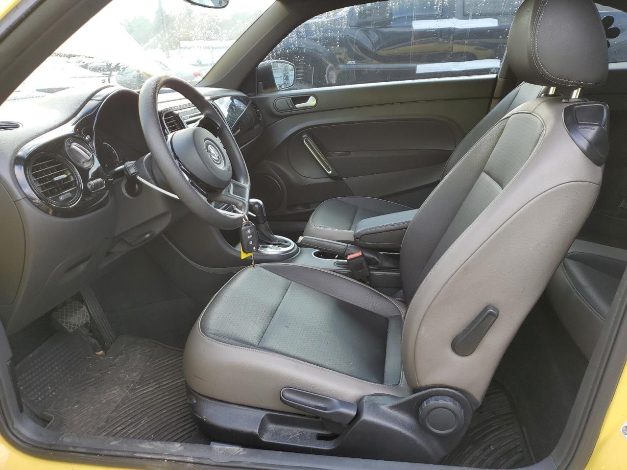 2015 VOLKSWAGEN BEETLE 1.8 - Фото 7