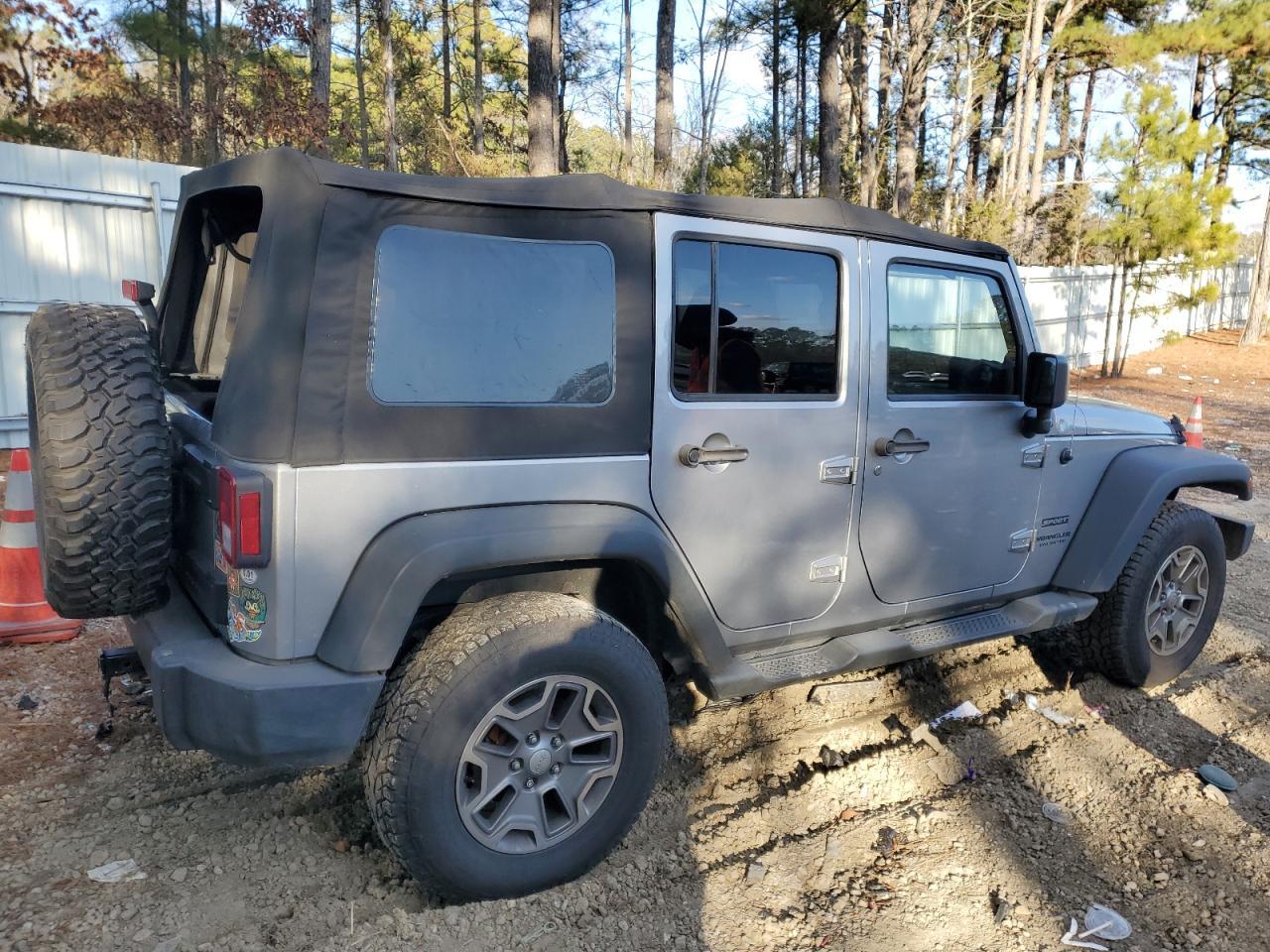 2014 JEEP WRANGLER U - Фото 3