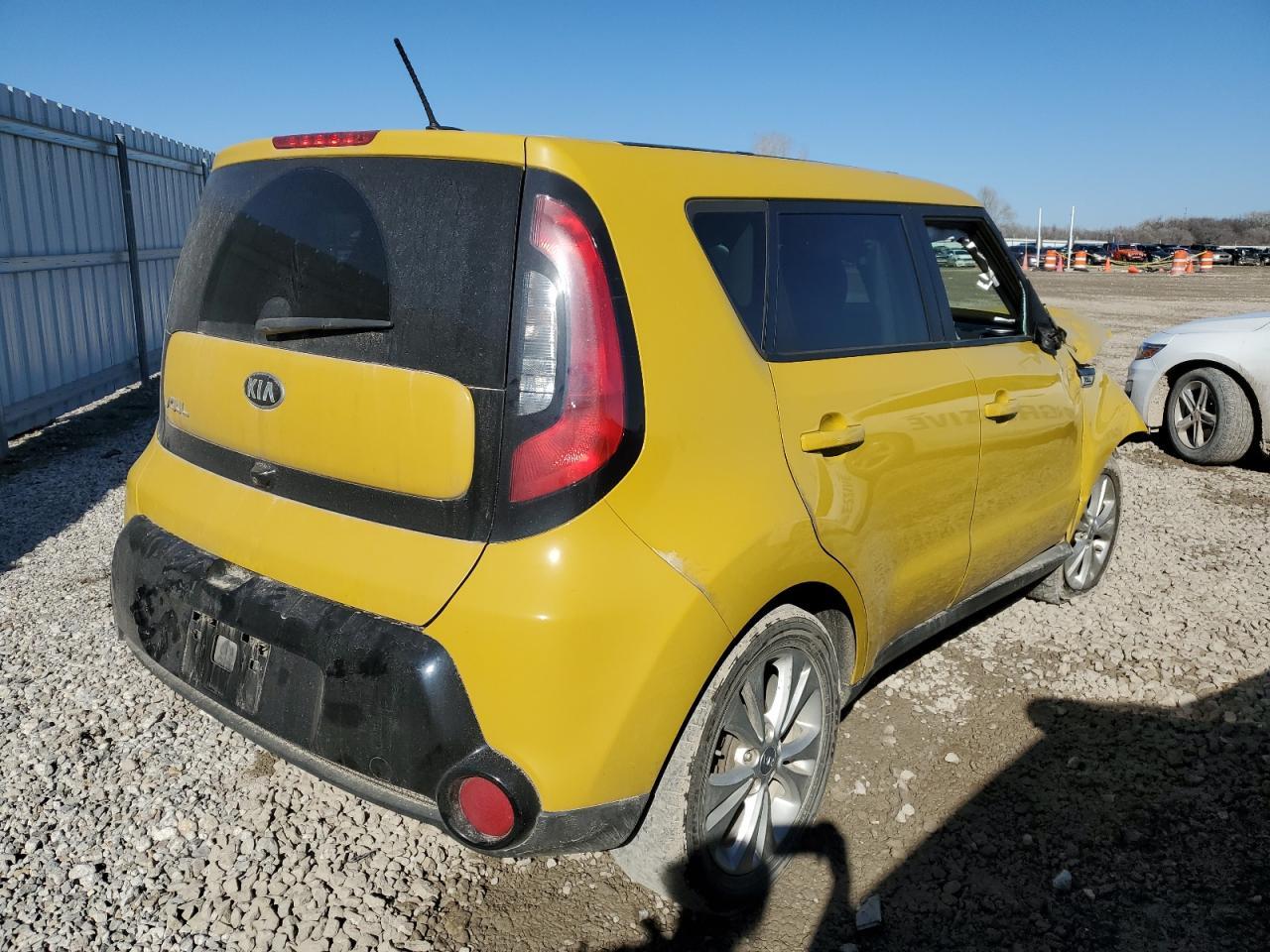 2016 KIA SOUL + - Image 3