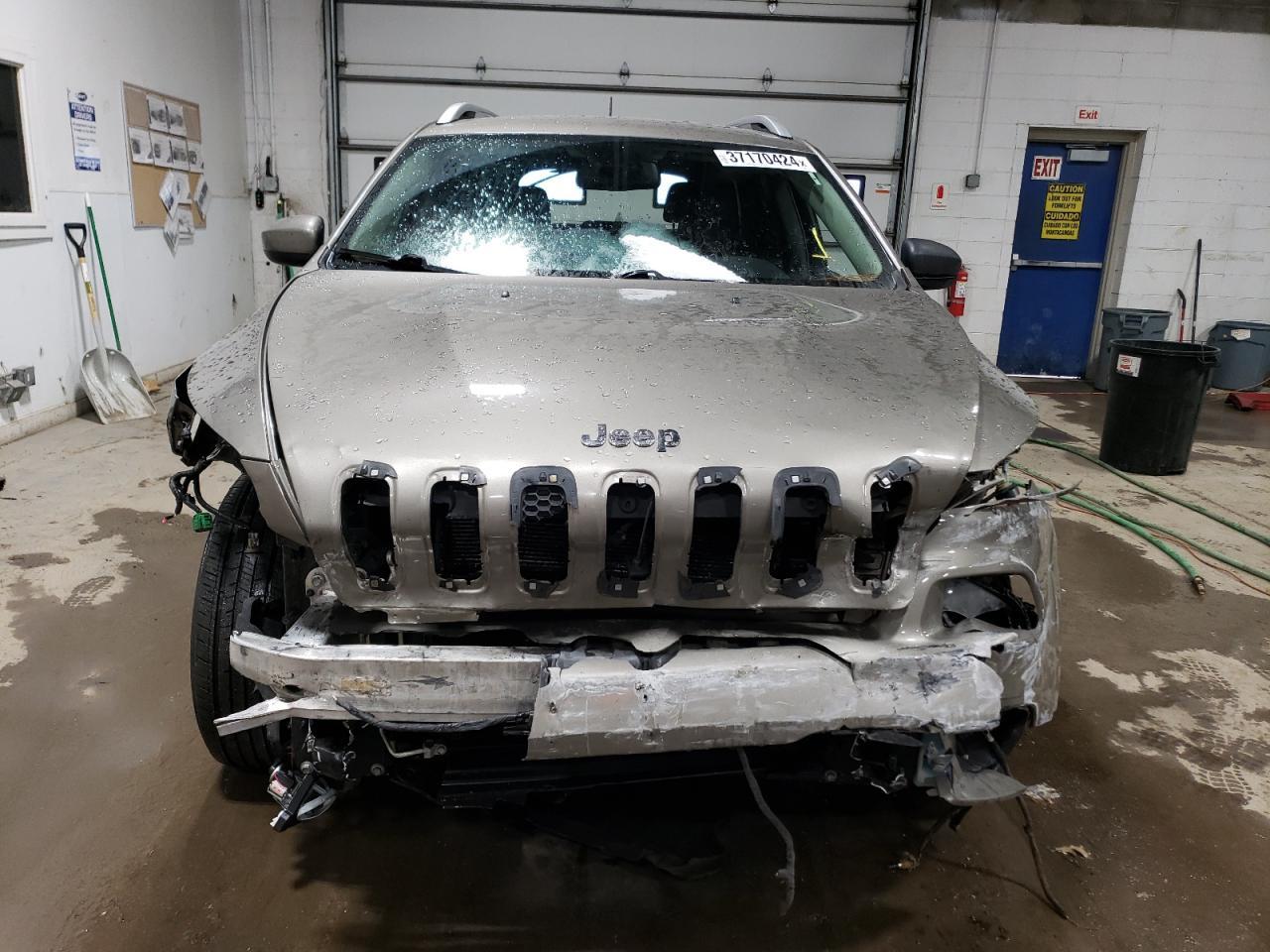 2016 JEEP CHEROKEE L - Image 5