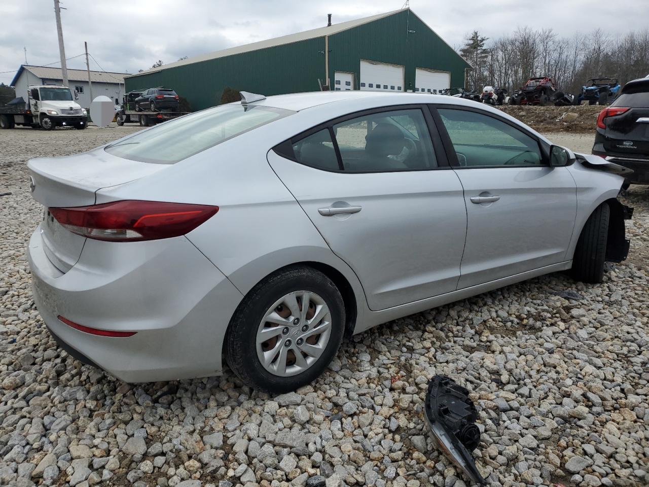 2017 HYUNDAI ELANTRA SE - Image 3