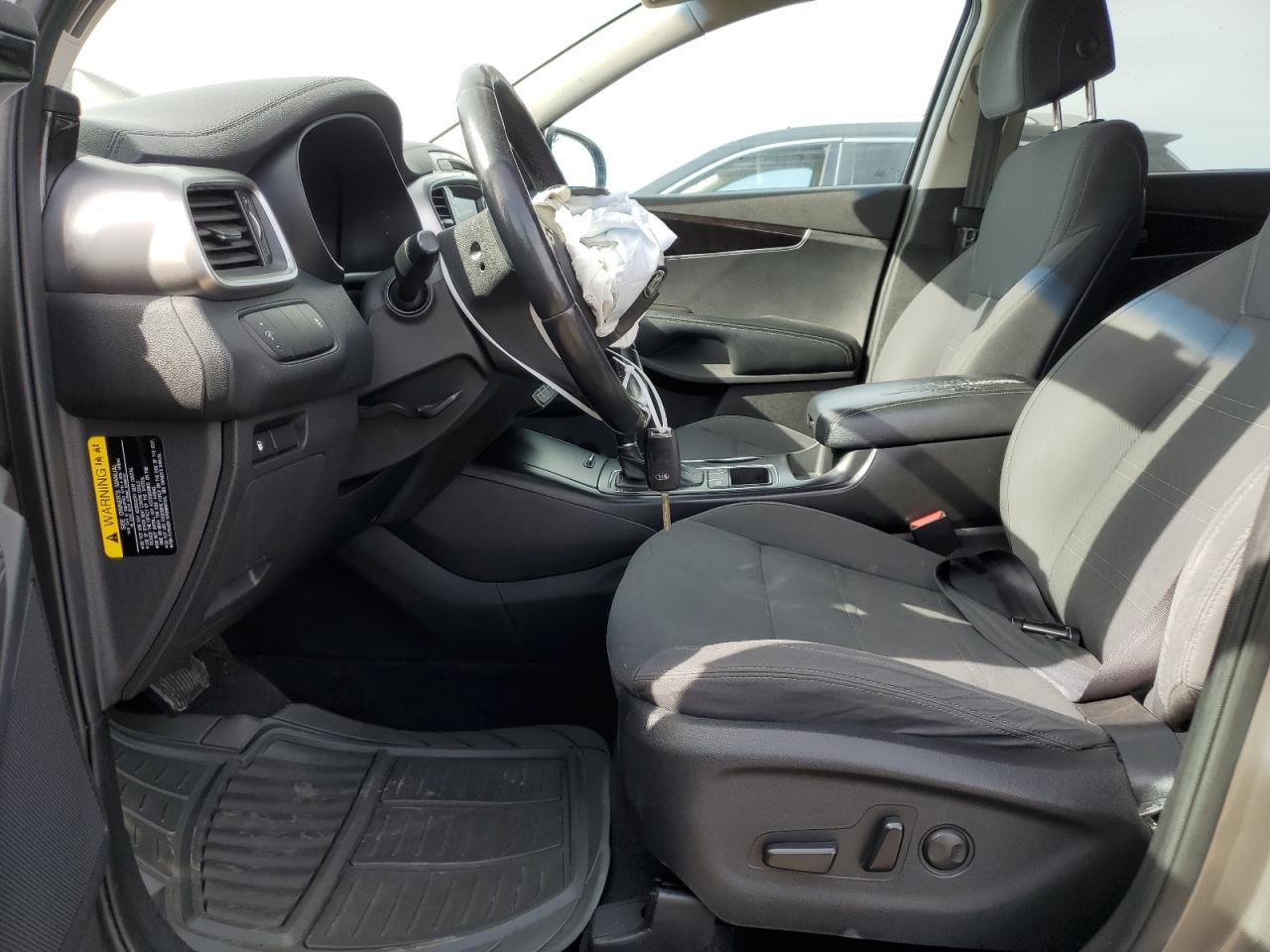 2017 KIA SORENTO LX - Фото 7