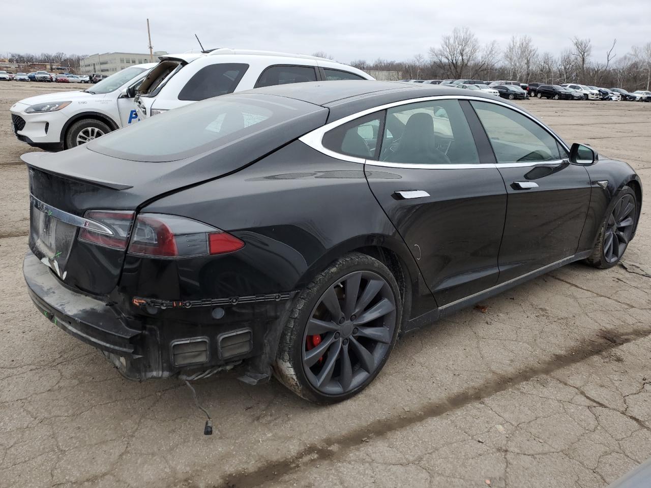 2015 TESLA MODEL S P8 - Image 3